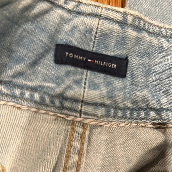 Tommy Hilfiger Belted Flare Jeans Size 2S (short) - Picture 5 of 6